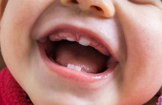 宝妈们一定要知道的“六龄齿”呵护方法