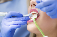 天津海德堡联合口腔医生讲解哪些原因会导致牙痛呢？